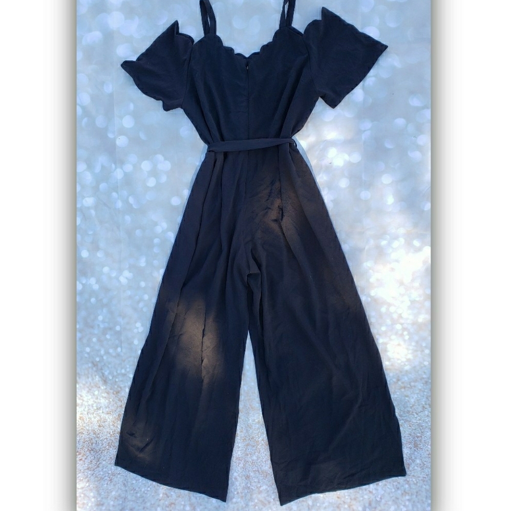 Monteau Scalloped Cold-Shoulder Jumpsuit